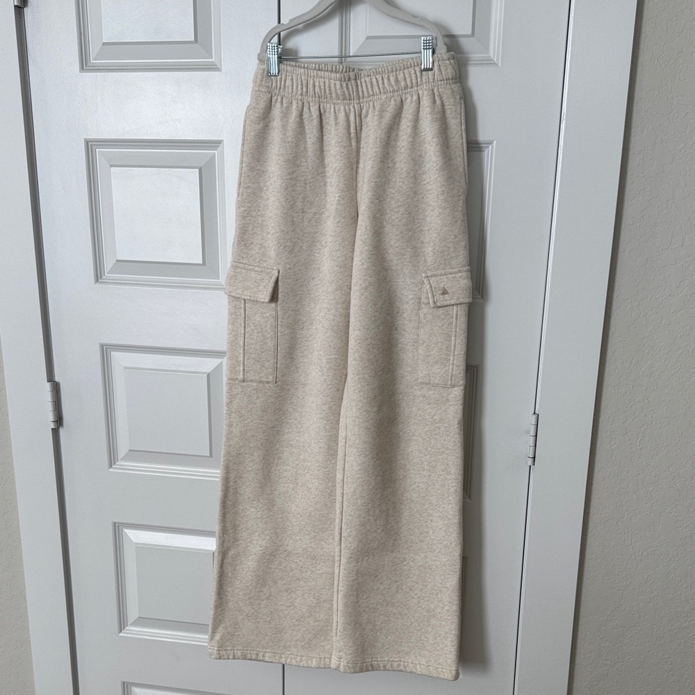 Vitality Wide-Leg Cargo Pants